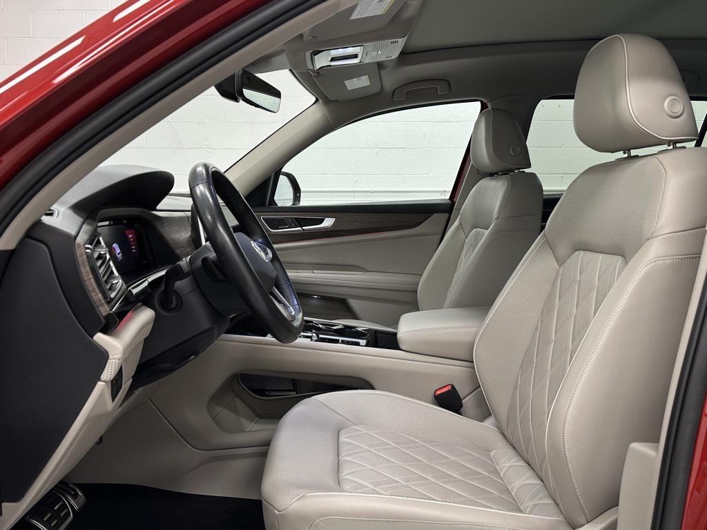 used 2024 Volkswagen Atlas car, priced at $39,999