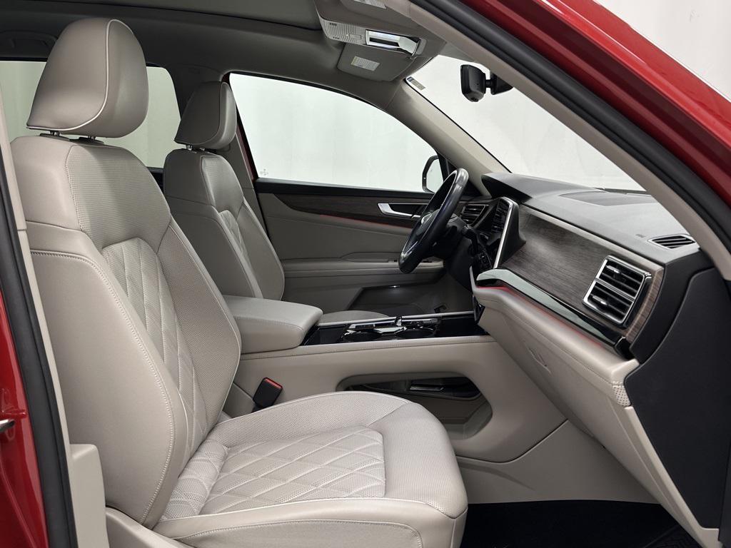 used 2024 Volkswagen Atlas car, priced at $39,999