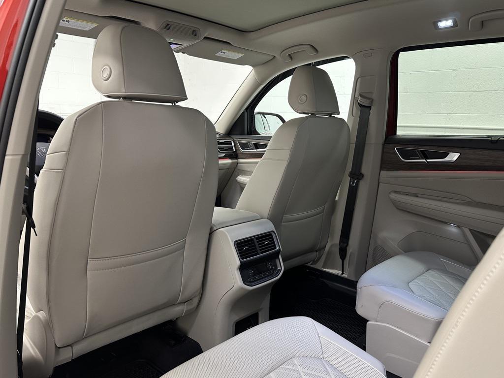 used 2024 Volkswagen Atlas car, priced at $39,999