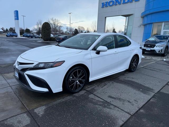 used 2023 Toyota Camry Hybrid car