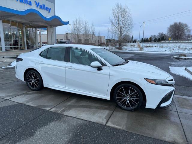 used 2023 Toyota Camry Hybrid car