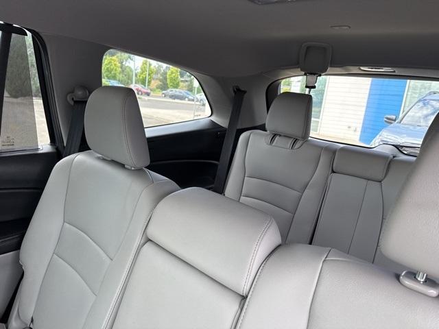 used 2021 Honda Pilot car, priced at $27,875