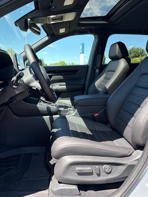 new 2025 Honda CR-V Hybrid car