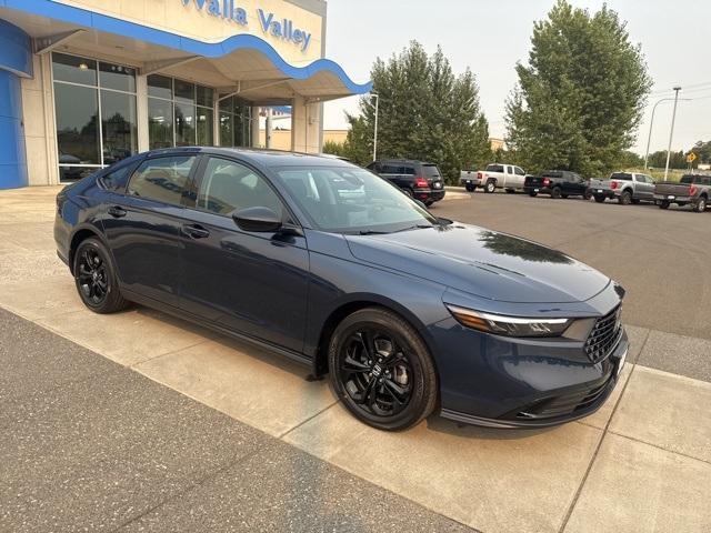 new 2025 Honda Accord car, priced at $31,152
