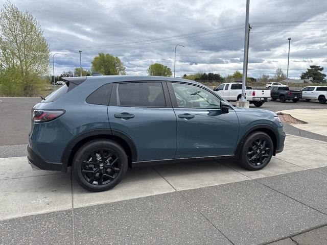 new 2025 Honda HR-V car, priced at $29,914
