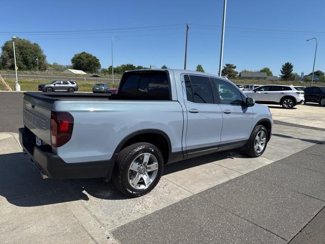 new 2025 Honda Ridgeline car, priced at $42,193