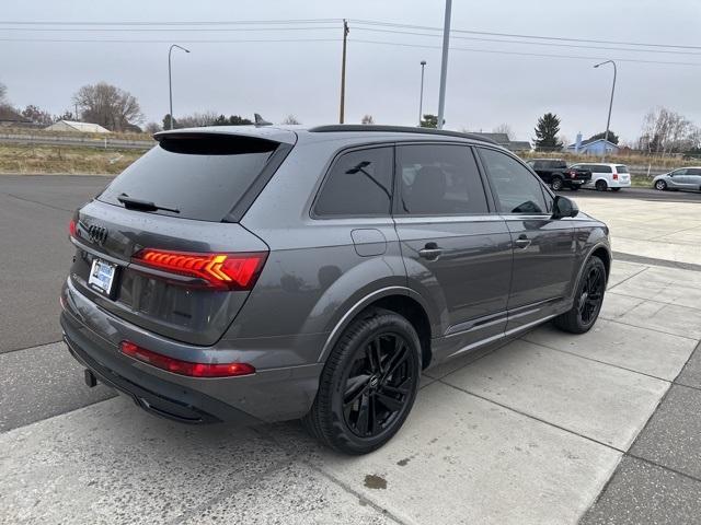 used 2020 Audi Q7 car, priced at $29,918