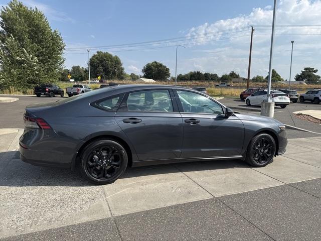 new 2025 Honda Accord car, priced at $31,152