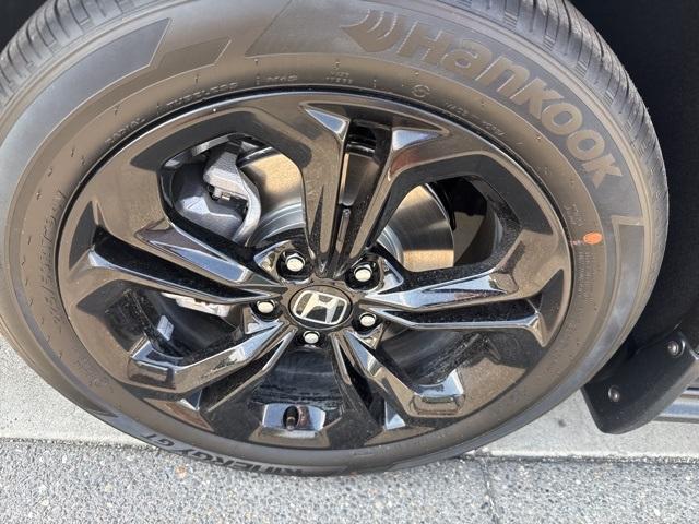 new 2025 Honda Accord car, priced at $31,152