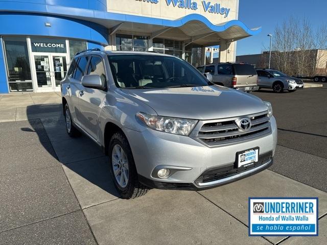 used 2013 Toyota Highlander car, priced at $14,249