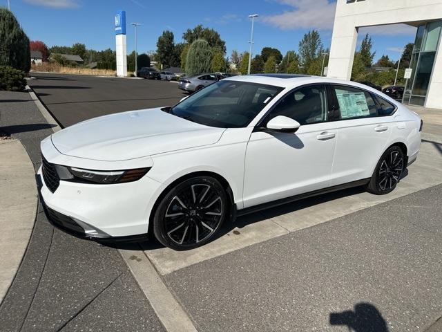 new 2024 Honda Accord Hybrid car, priced at $37,617