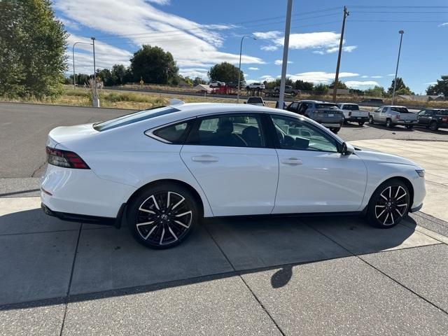 new 2024 Honda Accord Hybrid car, priced at $37,617