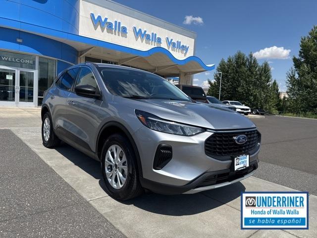 used 2024 Ford Escape car, priced at $25,887