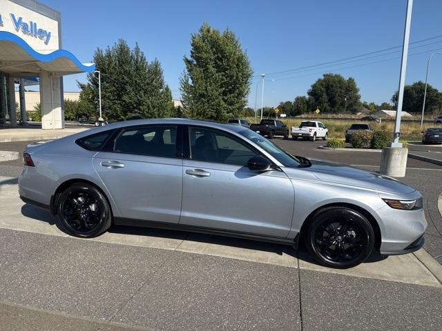 new 2025 Honda Accord car, priced at $31,152