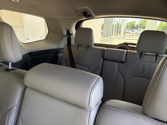 new 2025 Honda Pilot car, priced at $48,250