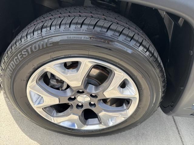 used 2019 Jeep Compass car, priced at $15,917