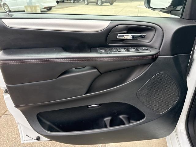 used 2019 Dodge Grand Caravan car, priced at $15,914