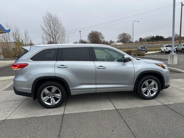 used 2017 Toyota Highlander car, priced at $23,482