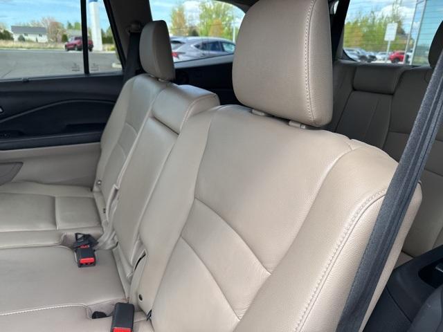 used 2016 Honda Pilot car, priced at $21,918