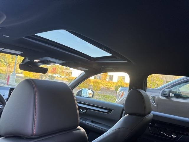 new 2026 Honda CR-V Hybrid car, priced at $43,122