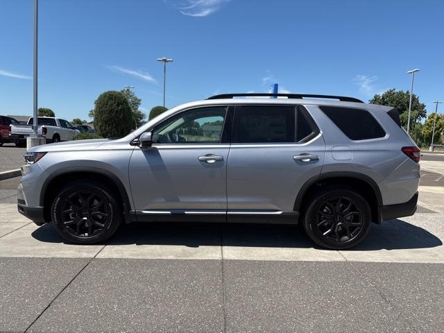new 2025 Honda Pilot car, priced at $49,993
