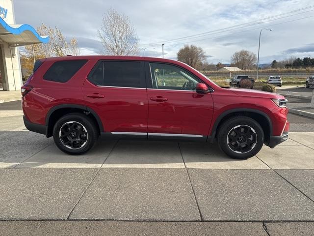 new 2025 Honda Pilot car, priced at $47,514