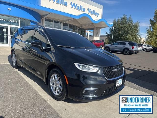 used 2022 Chrysler Pacifica car, priced at $19,901