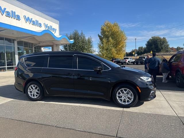 used 2022 Chrysler Pacifica car, priced at $19,901