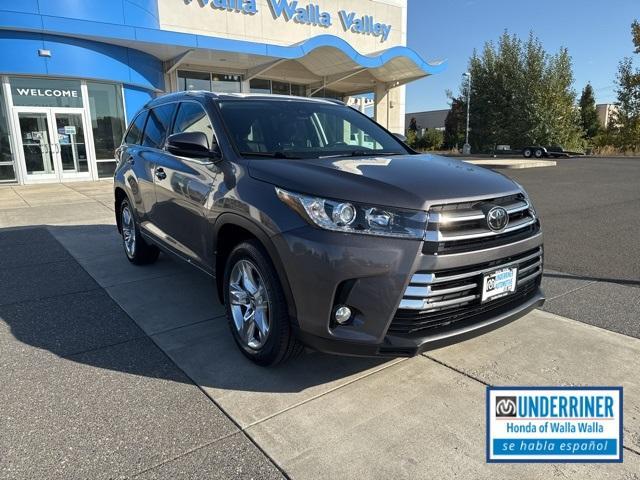 used 2018 Toyota Highlander car, priced at $27,411