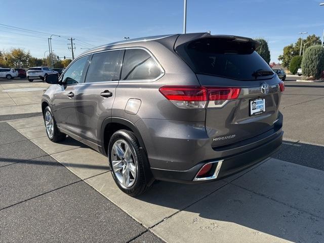 used 2018 Toyota Highlander car, priced at $27,411