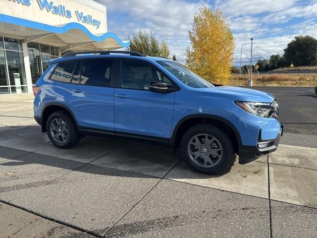 new 2025 Honda Passport car, priced at $45,844