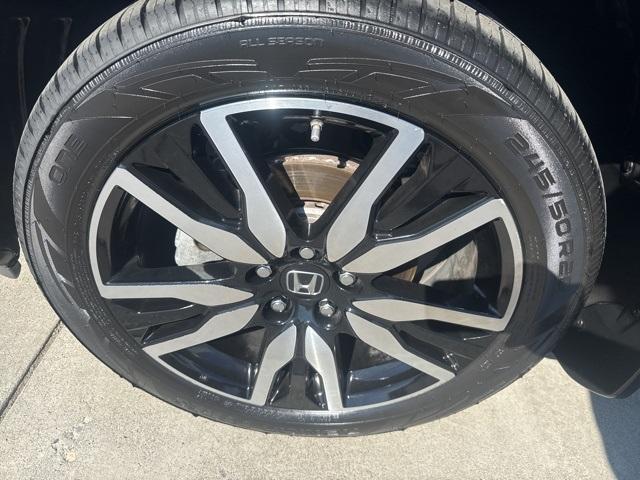 used 2022 Honda Pilot car, priced at $38,640
