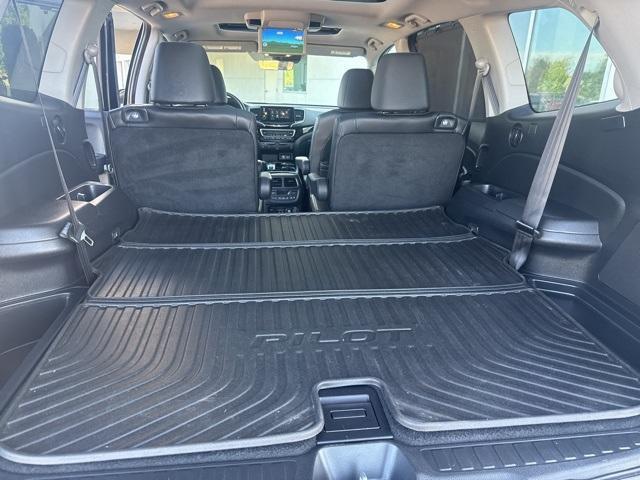 used 2022 Honda Pilot car, priced at $38,640
