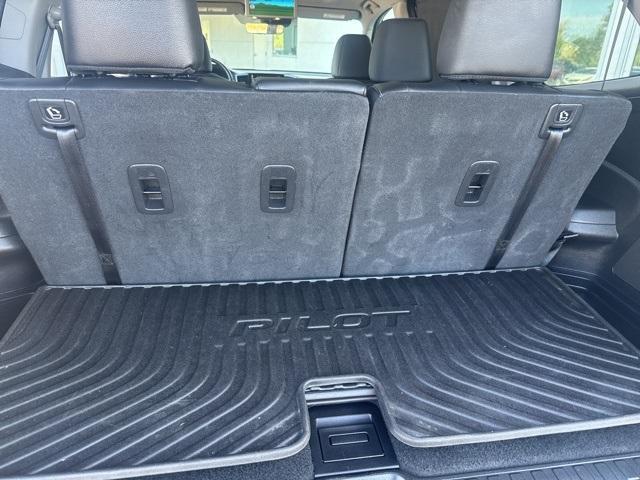 used 2022 Honda Pilot car, priced at $38,640