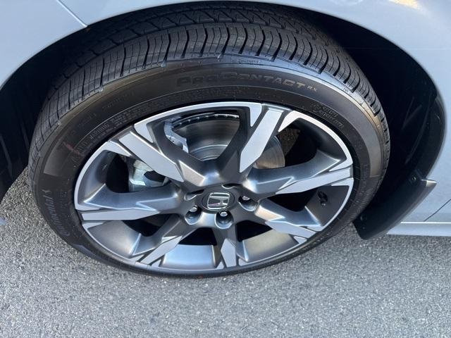 new 2026 Honda Civic Hybrid car, priced at $32,911