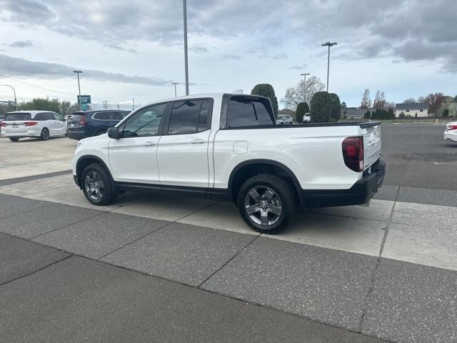 new 2024 Honda Ridgeline car, priced at $43,950