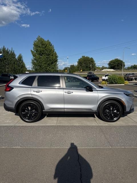 new 2025 Honda CR-V Hybrid car