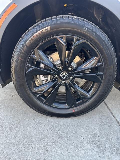 new 2025 Honda CR-V Hybrid car