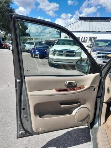 used 2003 Kia Sedona car, priced at $4,990