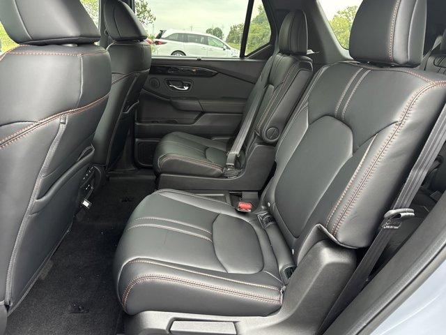 new 2025 Honda Pilot car, priced at $51,655