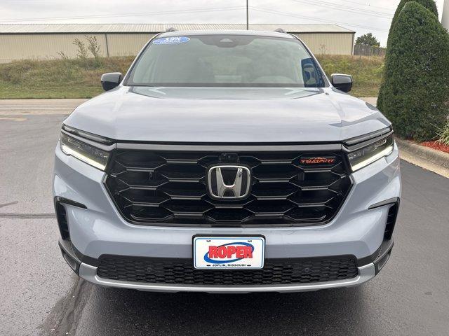 new 2025 Honda Pilot car, priced at $51,655