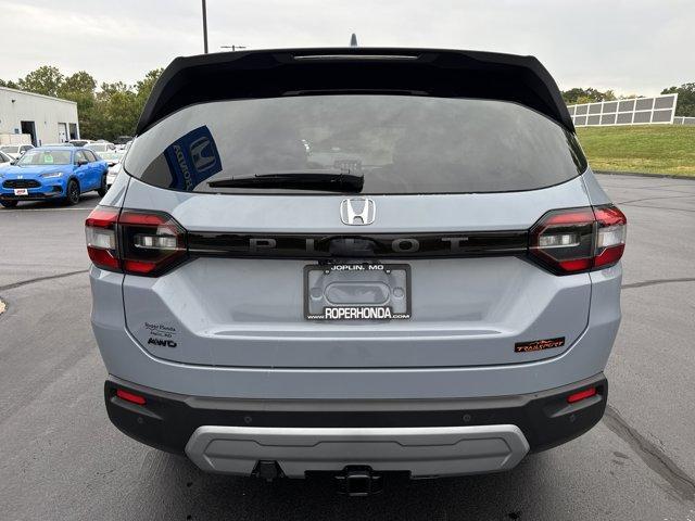 new 2025 Honda Pilot car, priced at $51,655