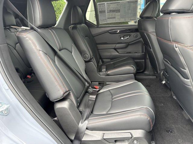 new 2025 Honda Pilot car, priced at $51,655