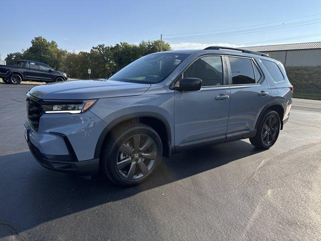 new 2025 Honda Pilot car, priced at $44,250