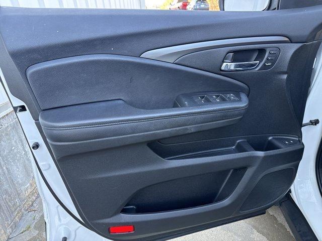 used 2021 Honda Pilot car, priced at $26,480