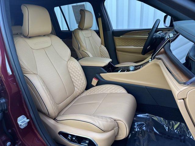 used 2025 Jeep Grand Cherokee car, priced at $56,980