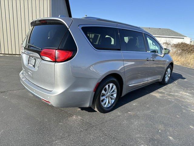 used 2018 Chrysler Pacifica car, priced at $14,480