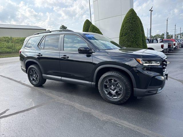 new 2025 Honda Pilot car, priced at $50,850