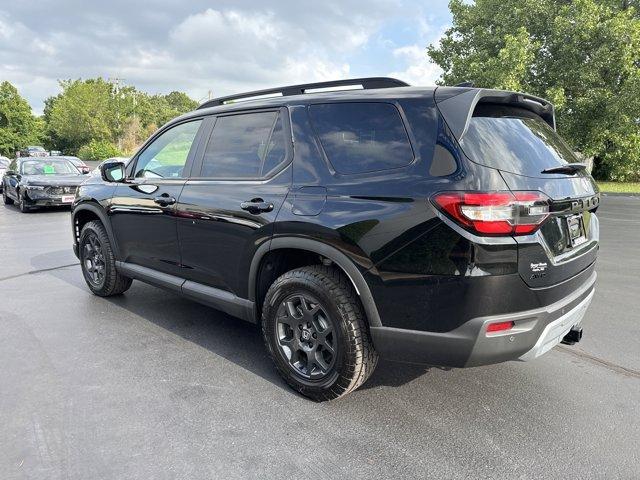 new 2025 Honda Pilot car, priced at $50,850