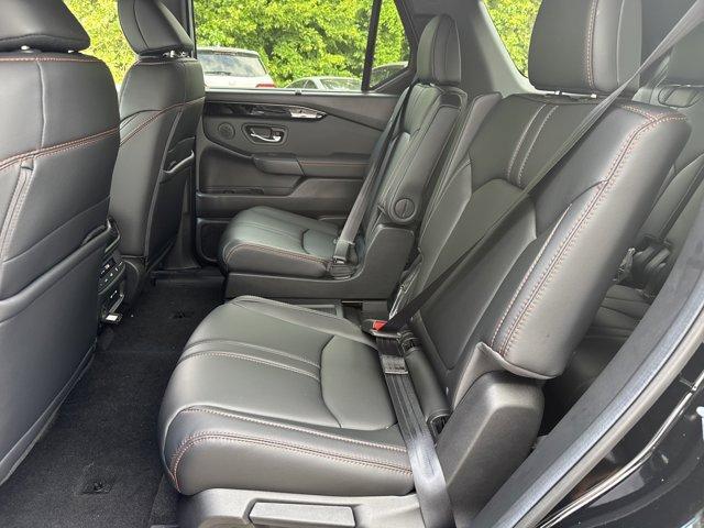 new 2025 Honda Pilot car, priced at $50,850